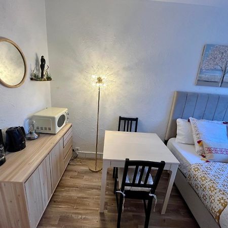 Studio Situe A 5 Min Du Chateau De Versailles Et Stationnement Gratuit Eksteriør bilde